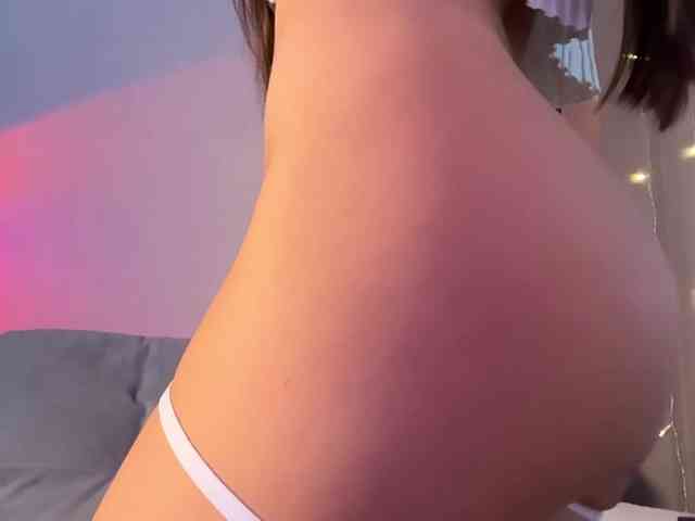 MillyMia webcam