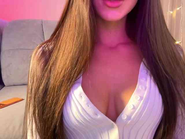 MillyMia webcam