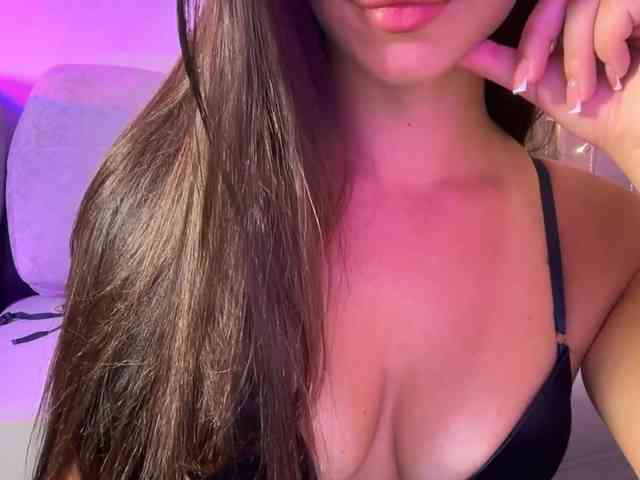 MillyMia webcam