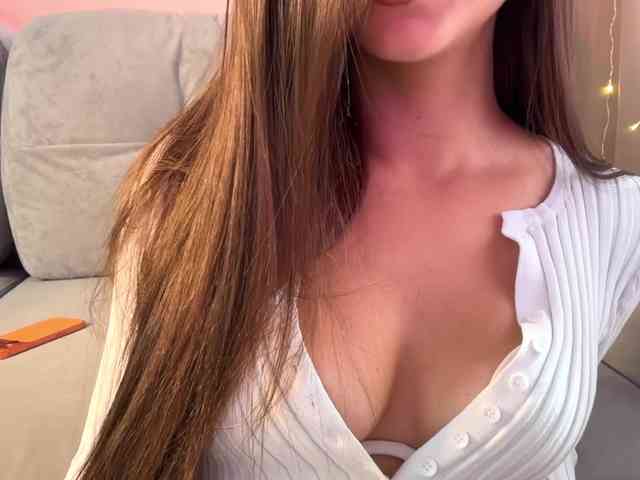 MillyMia webcam