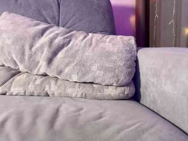 MillyMia webcam
