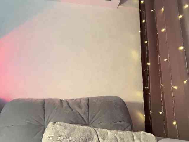 MillyMia webcam