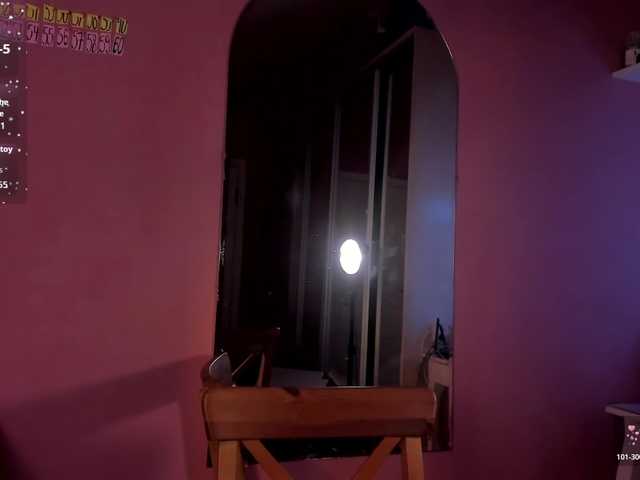 CarolineLovers's BongaCams show and profile