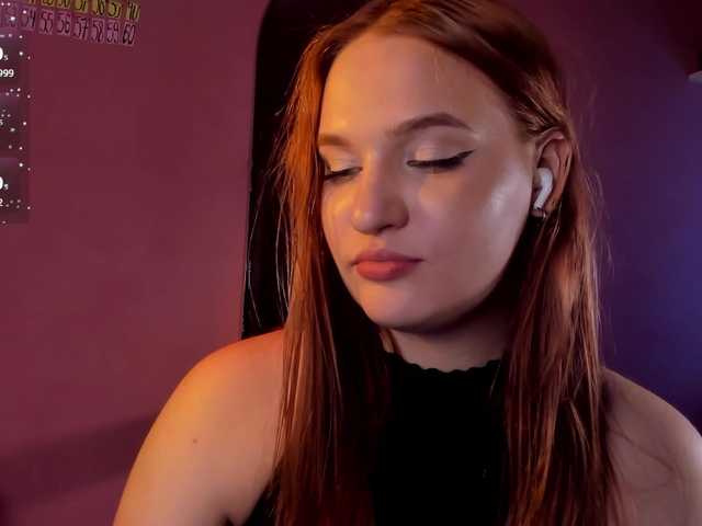 CarolineLovers's BongaCams show and profile