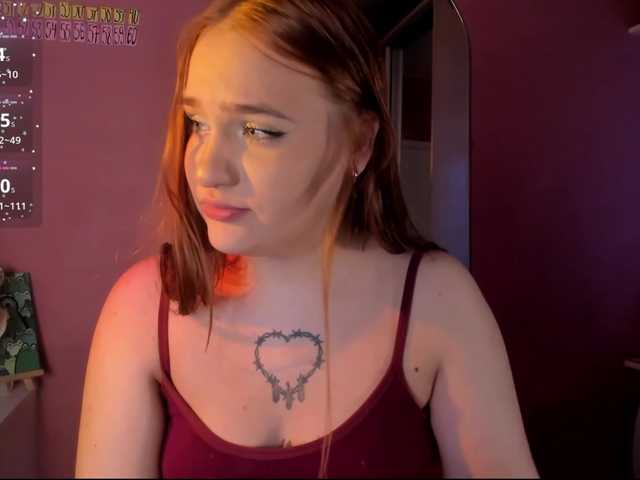 CarolineLovers live cam on BongaCams