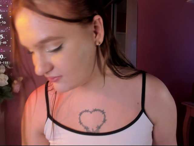 CarolineLovers live cam on BongaCams
