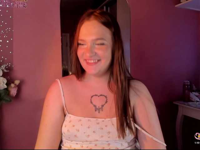 CarolineLovers live cam on BongaCams