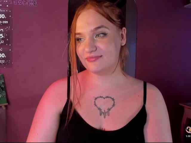 CarolineLovers webcam