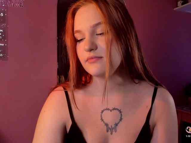 CarolineLovers webcam