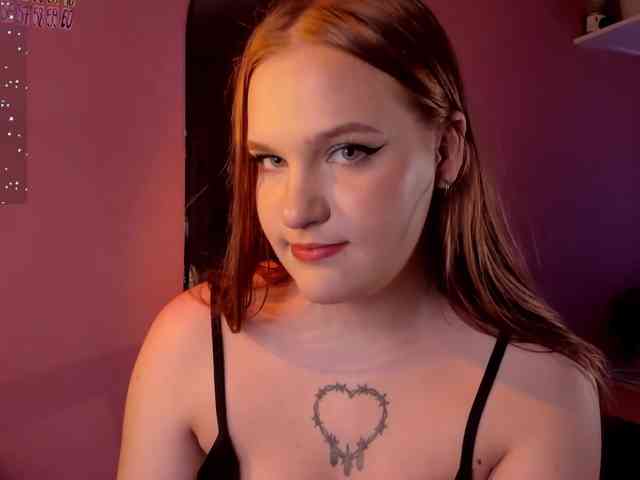 CarolineLovers webcam