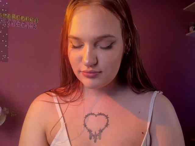 CarolineLovers webcam