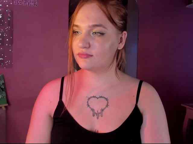 CarolineLovers webcam