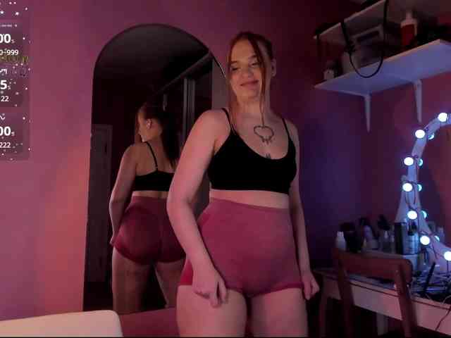 CarolineLovers webcam