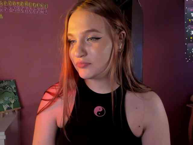 CarolineLovers webcam