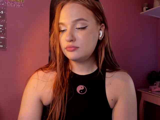 CarolineLovers webcam