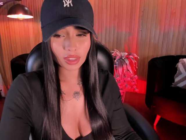 MariaHerrera live cam on BongaCams