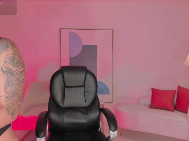MariaHerrera live cam on BongaCams