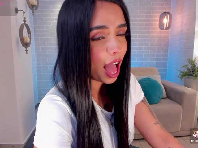 MariaHerrera live cam on BongaCams