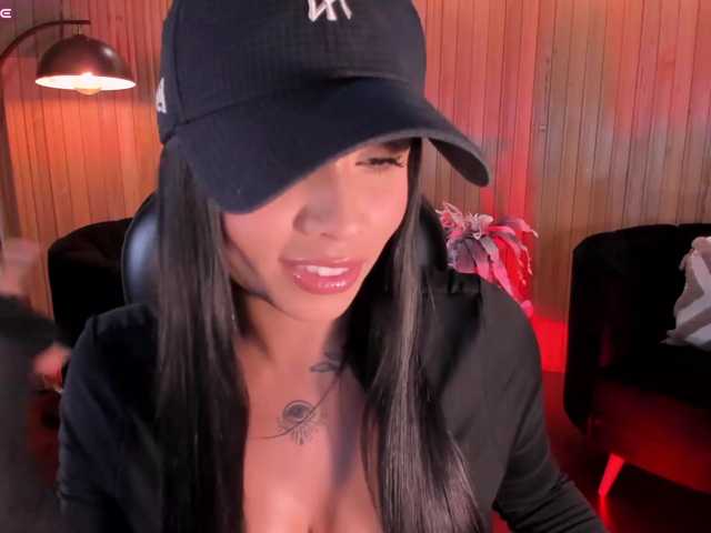 MariaHerrera live cam on BongaCams