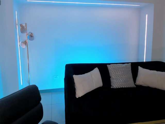 MariaHerrera's BongaCams show and profile