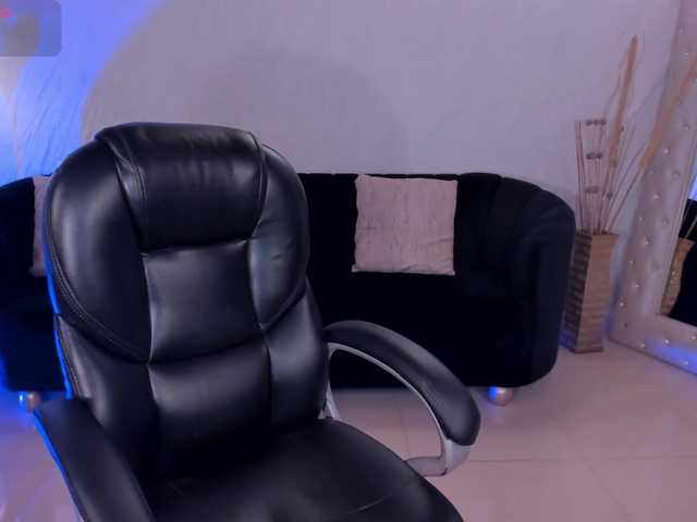 MariaHerrera live cam on BongaCams
