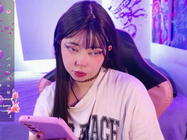 arieyaraa live cam on BongaCams