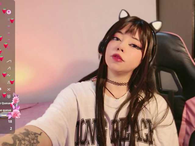 arieyaraa live cam on BongaCams