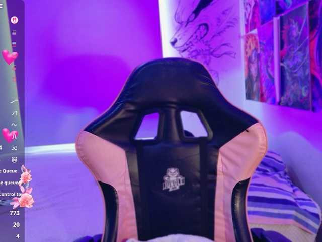 arieyaraa live cam on BongaCams