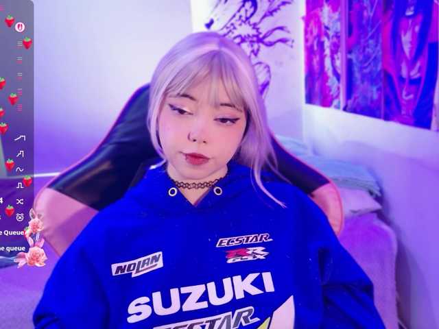 arieyaraa live cam on BongaCams