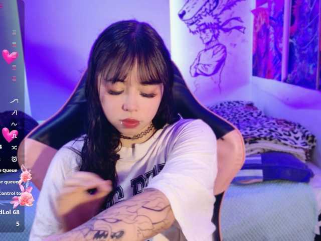 arieyaraa, en directo ahora en BongaCams