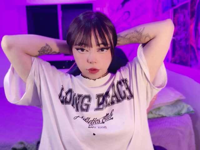arieyaraa live cam on BongaCams