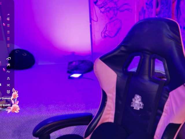 arieyaraa live cam on BongaCams