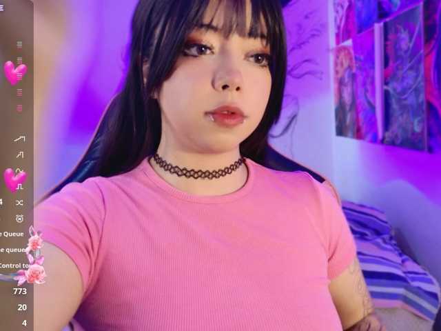 arieyaraa live cam on BongaCams