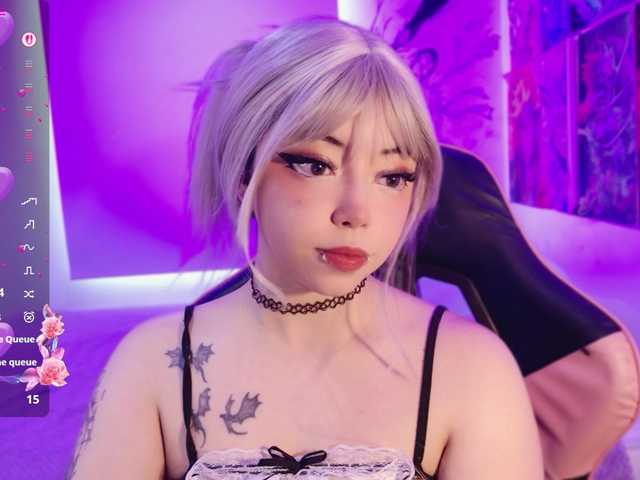 arieyaraa live cam on BongaCams