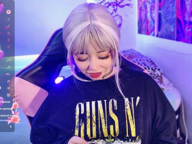 arieyaraa live cam on BongaCams