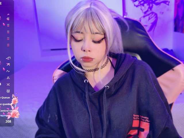arieyaraa live cam on BongaCams