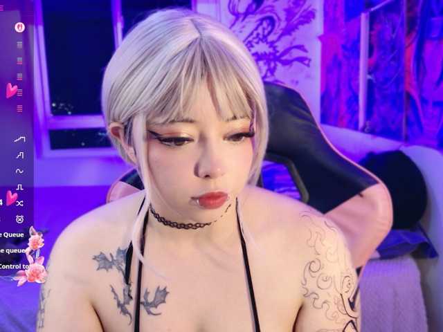 arieyaraa live cam on BongaCams