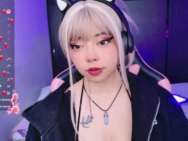 arieyaraa live cam on BongaCams