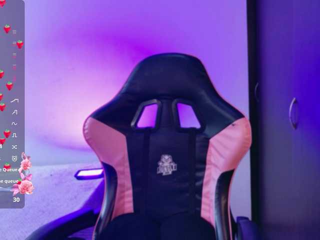 arieyaraa live cam on BongaCams