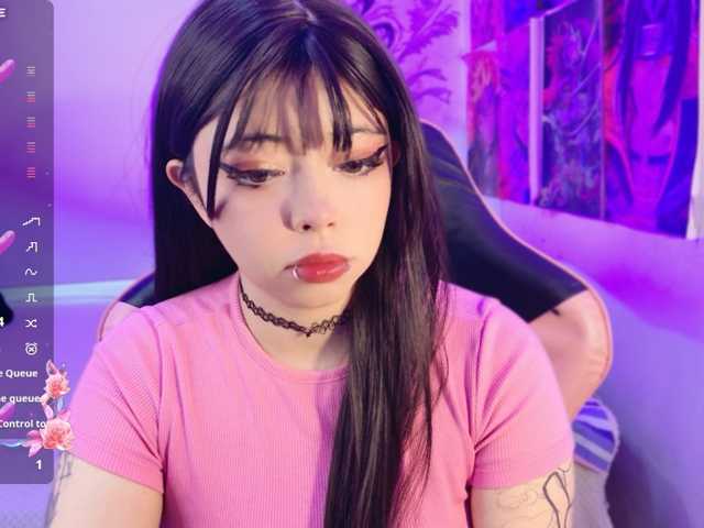 arieyaraa live cam on BongaCams