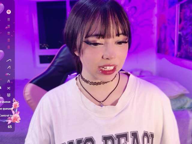 arieyaraa live cam on BongaCams