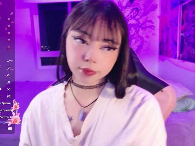 arieyaraa live cam on BongaCams