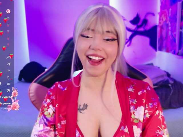 arieyaraa live cam on BongaCams