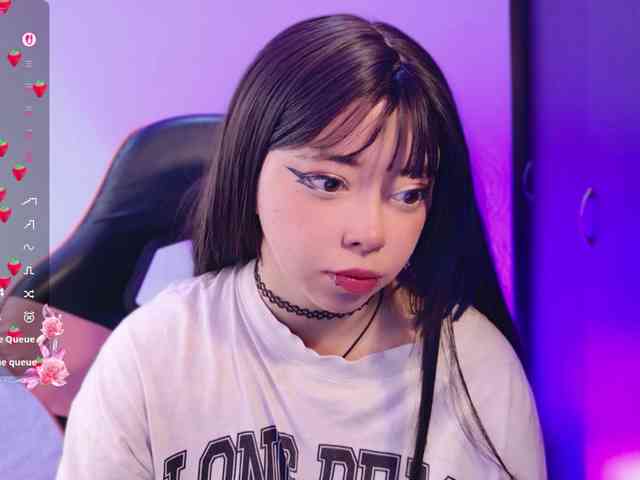 arieyaraa Live Webcam on BongaCams