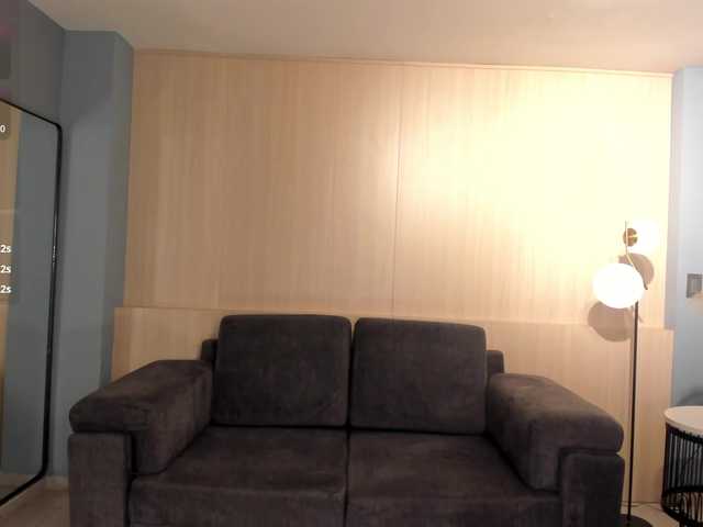 ArianaDumont live webcam show