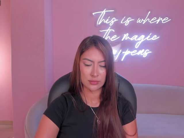 arianadumont online