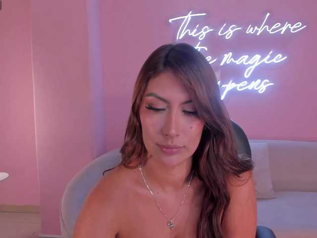 arianadumont online