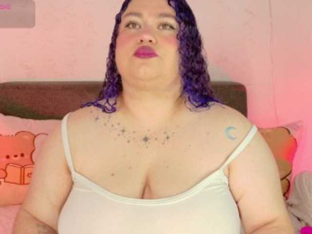 lunitaa0's BongaCams show and profile