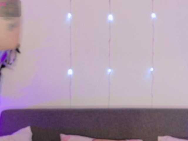 lunitaa0 live cam on BongaCams