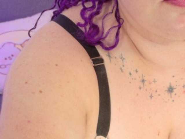 lunitaa0 — live female cam
